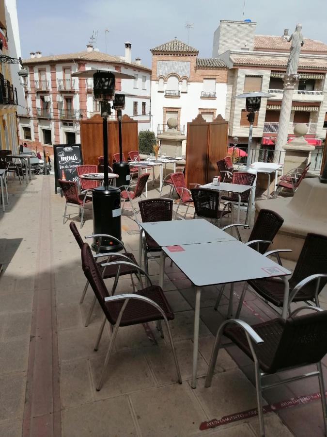 Hospedium Dlj Hostal Tematico Desde La Juderia Arjona Buitenkant foto