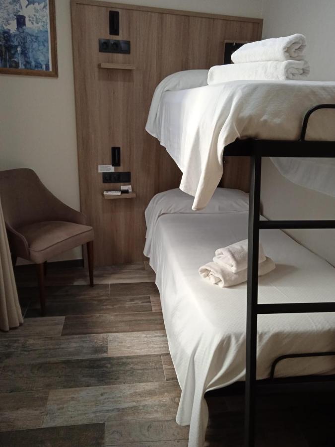Hospedium Dlj Hostal Tematico Desde La Juderia Arjona Buitenkant foto