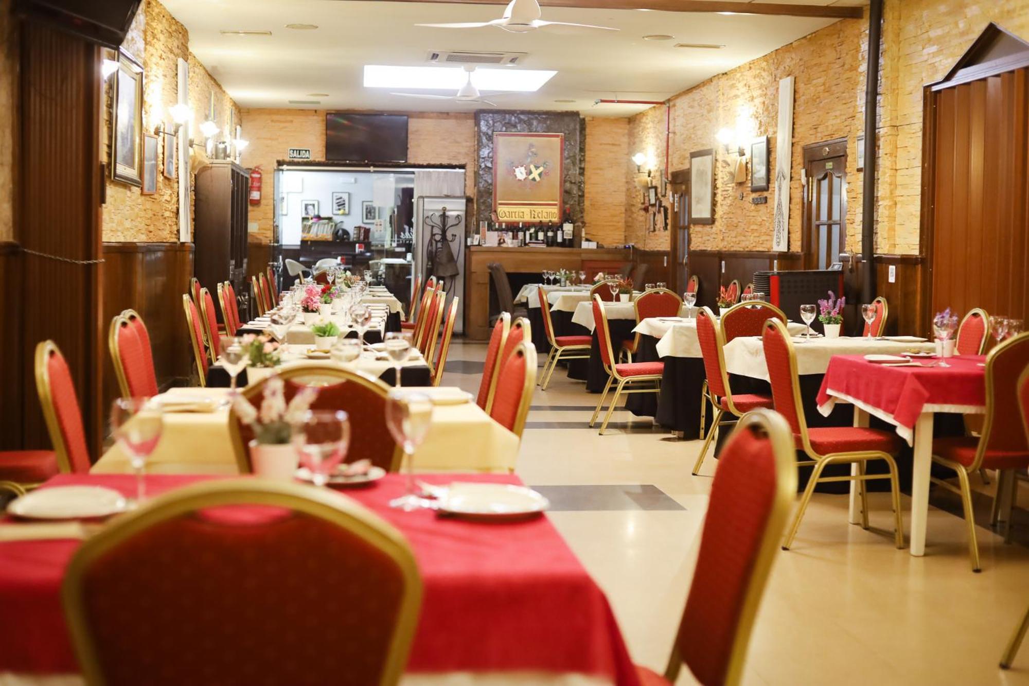 Hospedium Dlj Hostal Tematico Desde La Juderia Arjona Buitenkant foto