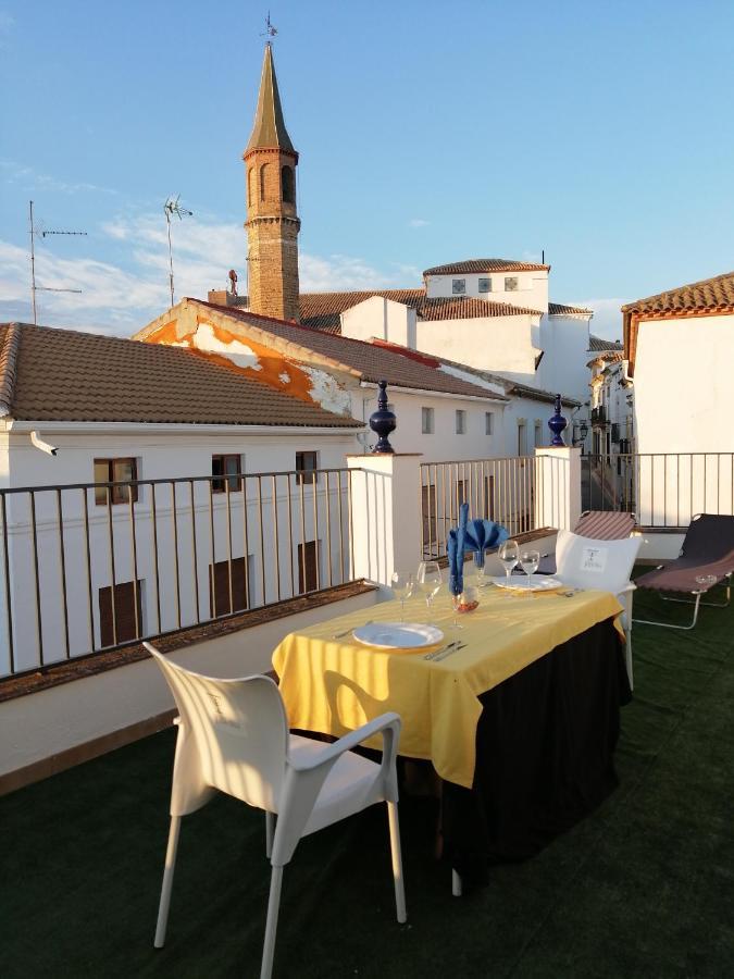 Hospedium Dlj Hostal Tematico Desde La Juderia Arjona Buitenkant foto