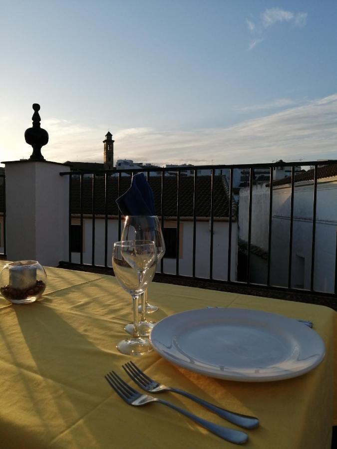 Hospedium Dlj Hostal Tematico Desde La Juderia Arjona Buitenkant foto